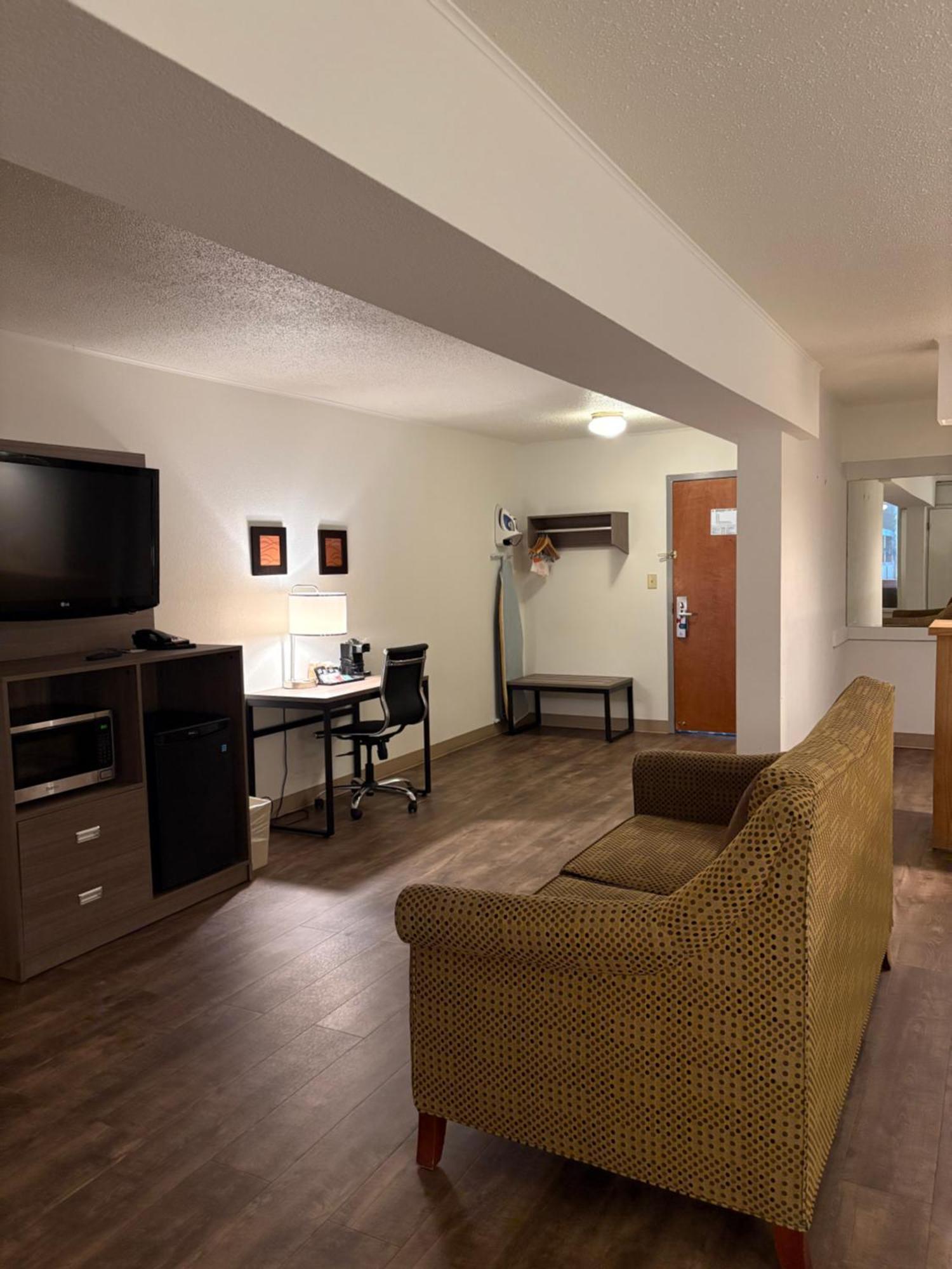 Clarion Inn & Suites And Convention Center Kearney Kültér fotó