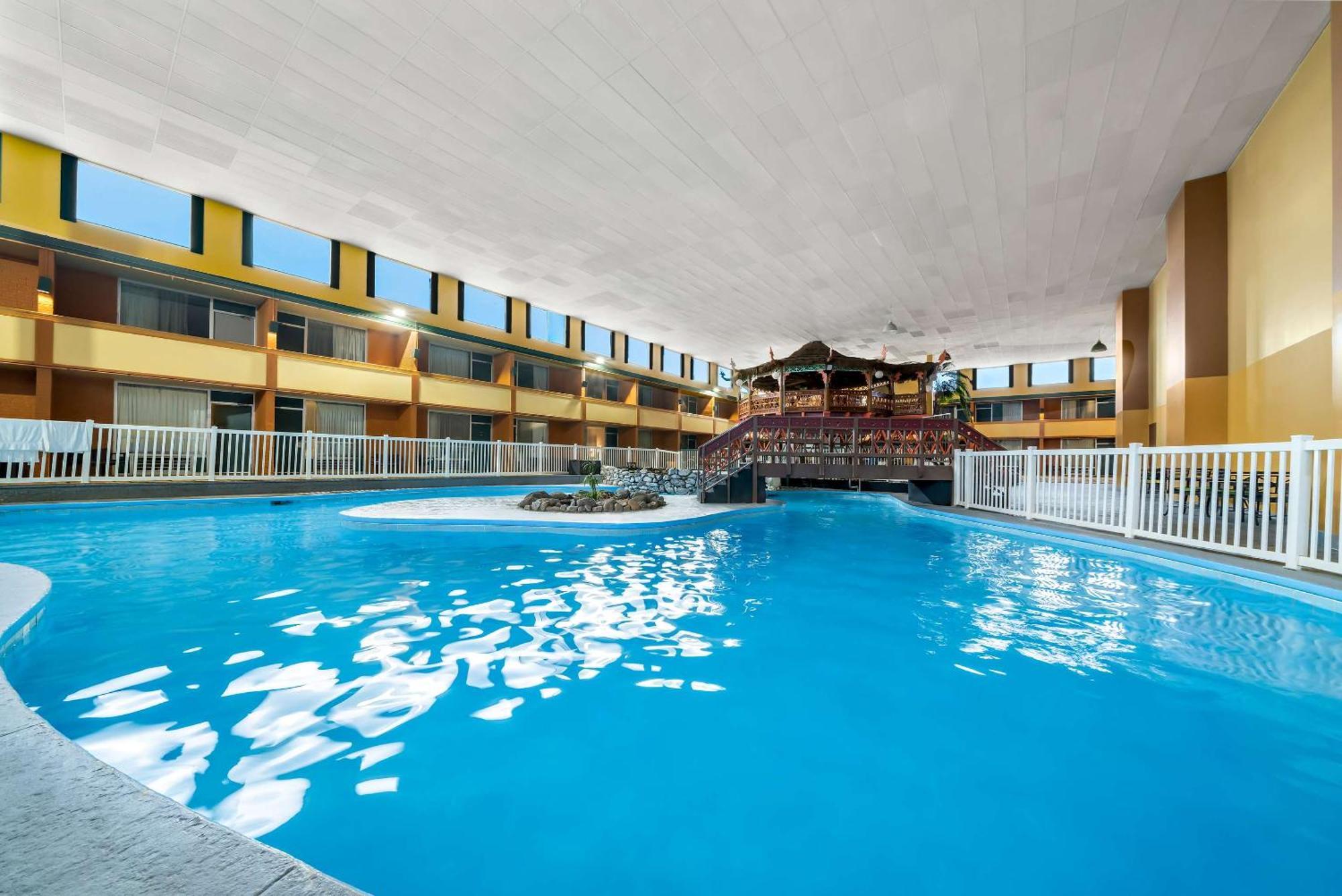 Clarion Inn & Suites And Convention Center Kearney Kültér fotó